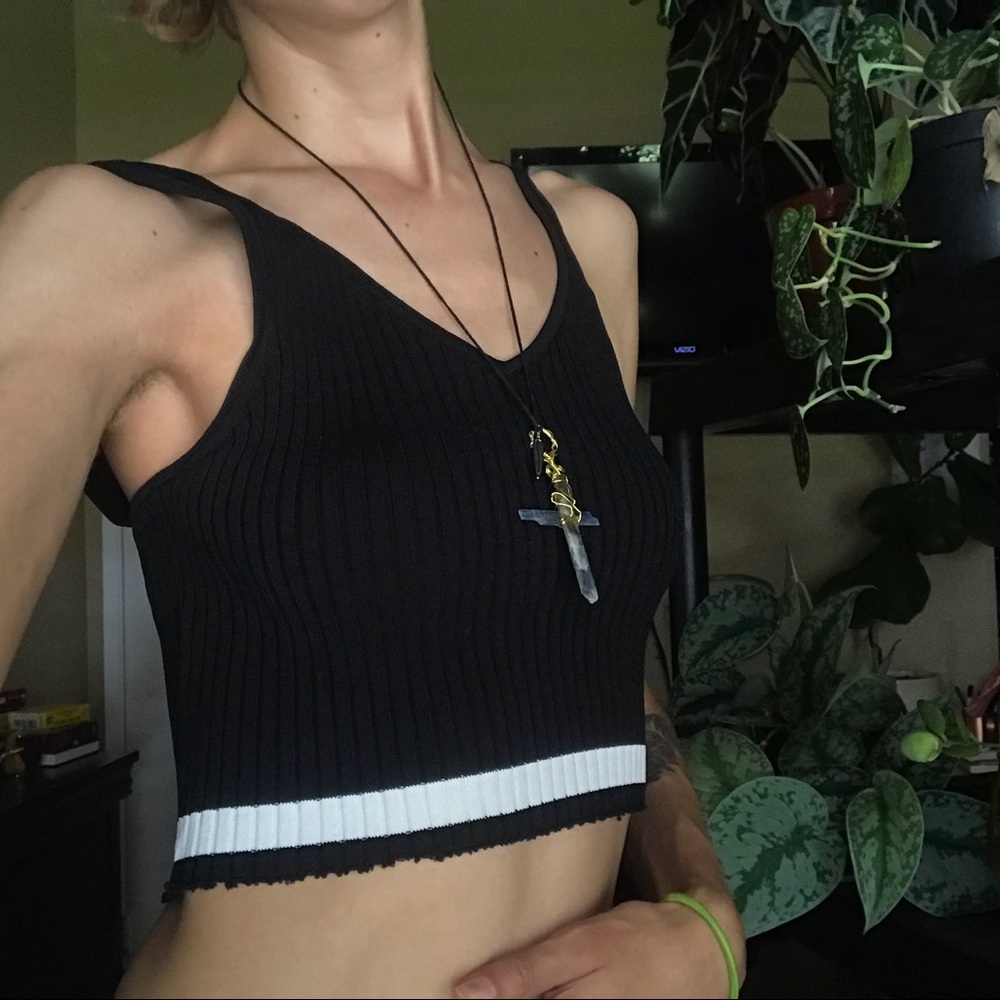 Sporty crop top